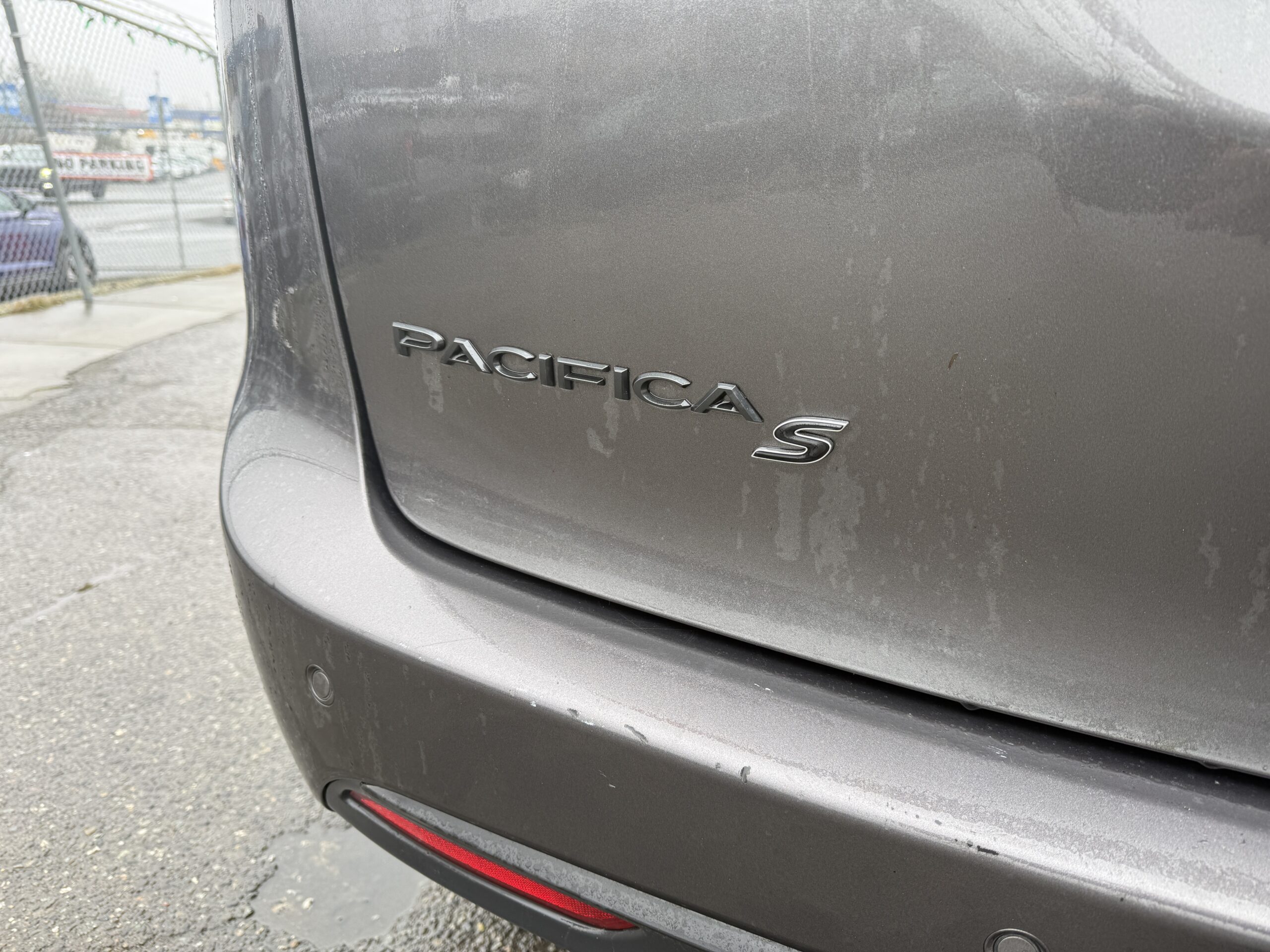 2023 Chrysler Pacifica S