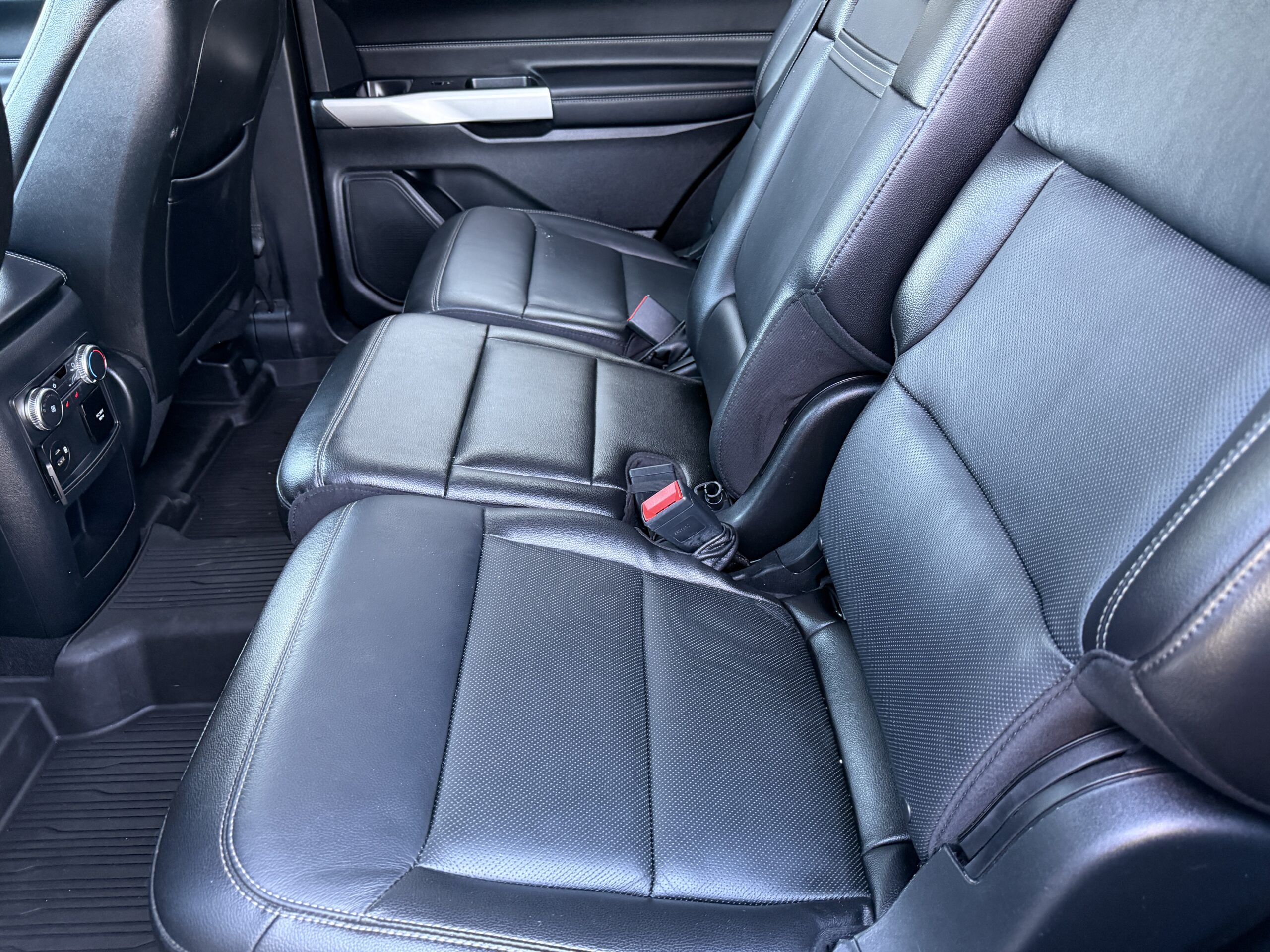 2020 Ford Explorer Hybrid