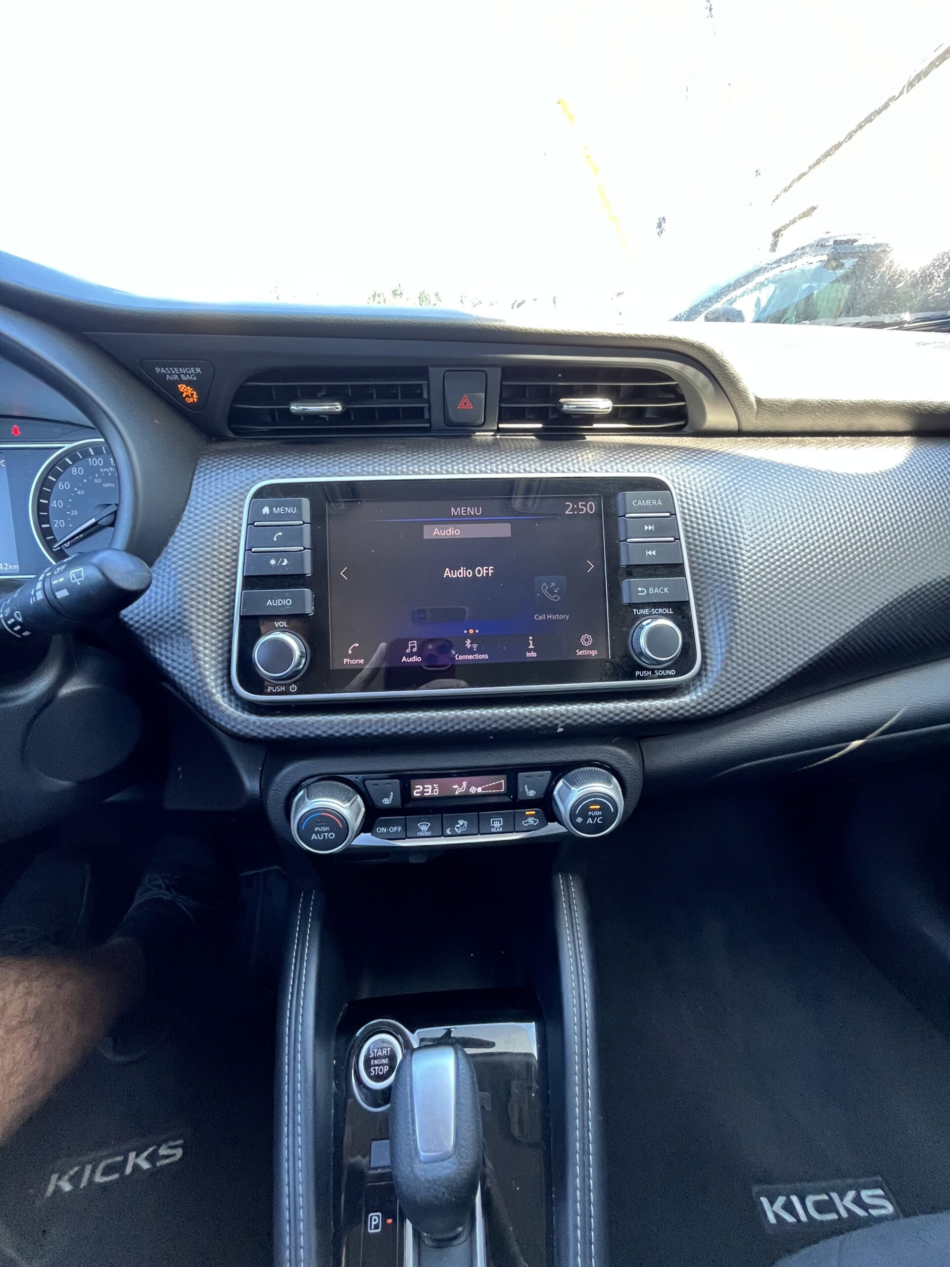 2019 Nissan Kicks SV