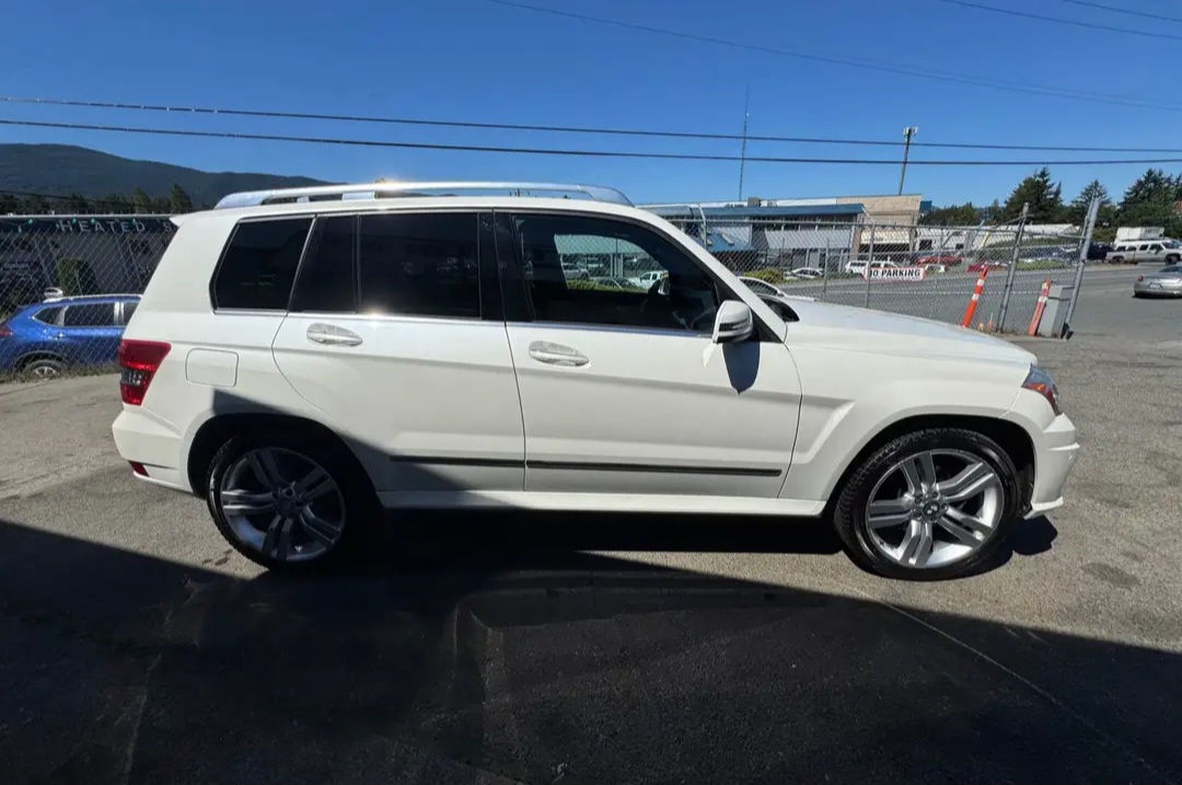 2012 MERCEDES BENZ GLK350