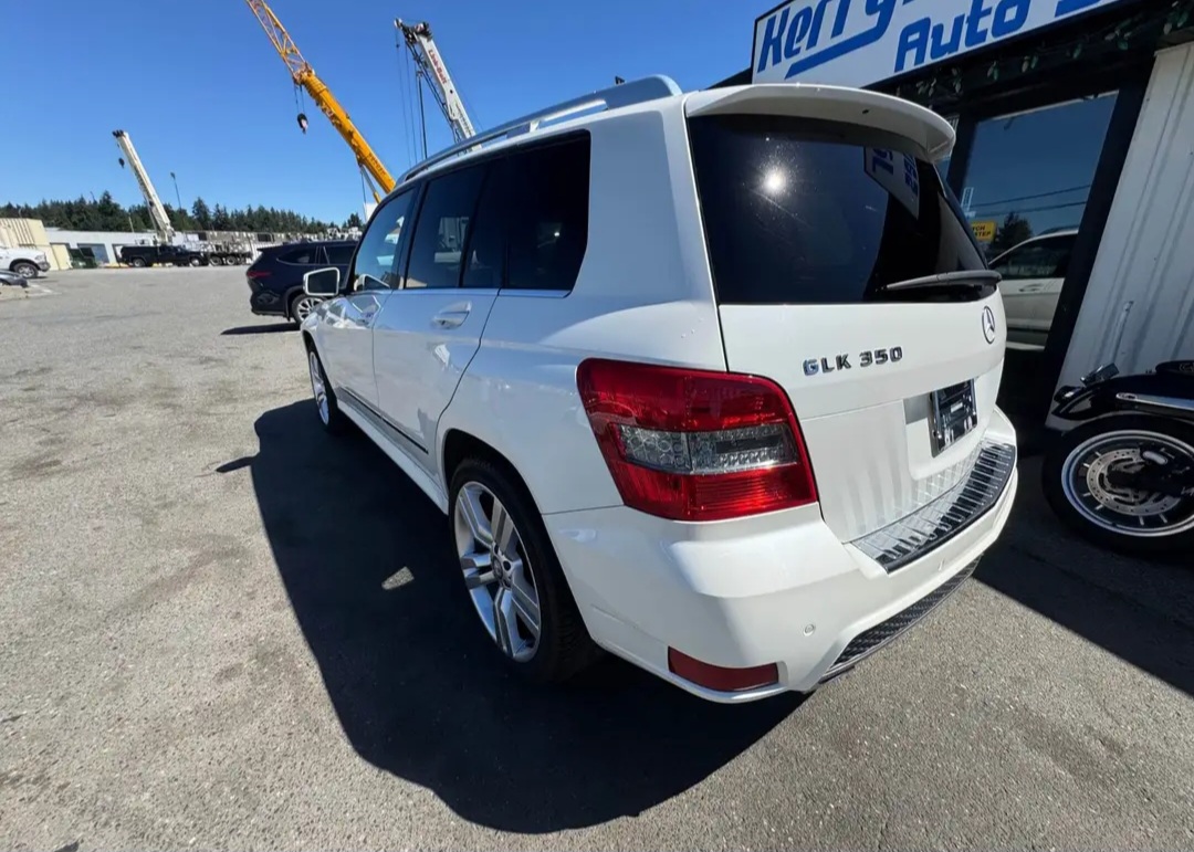 2012 MERCEDES BENZ GLK350